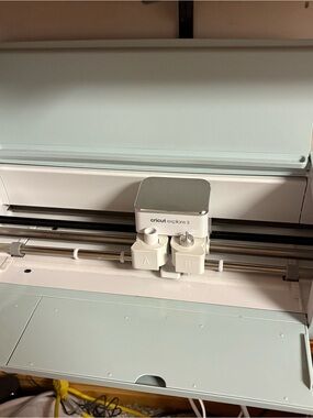 Cricut Explore 3 Cutting Machine in White